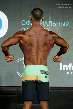MEN'S PHYSIQUE МАСТЕРА +40